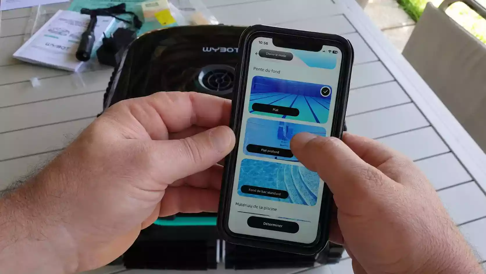 Configuration du Wybot C2 dans l'application WYBOT en français, connexion Bluetooth avant la mise à l'eau