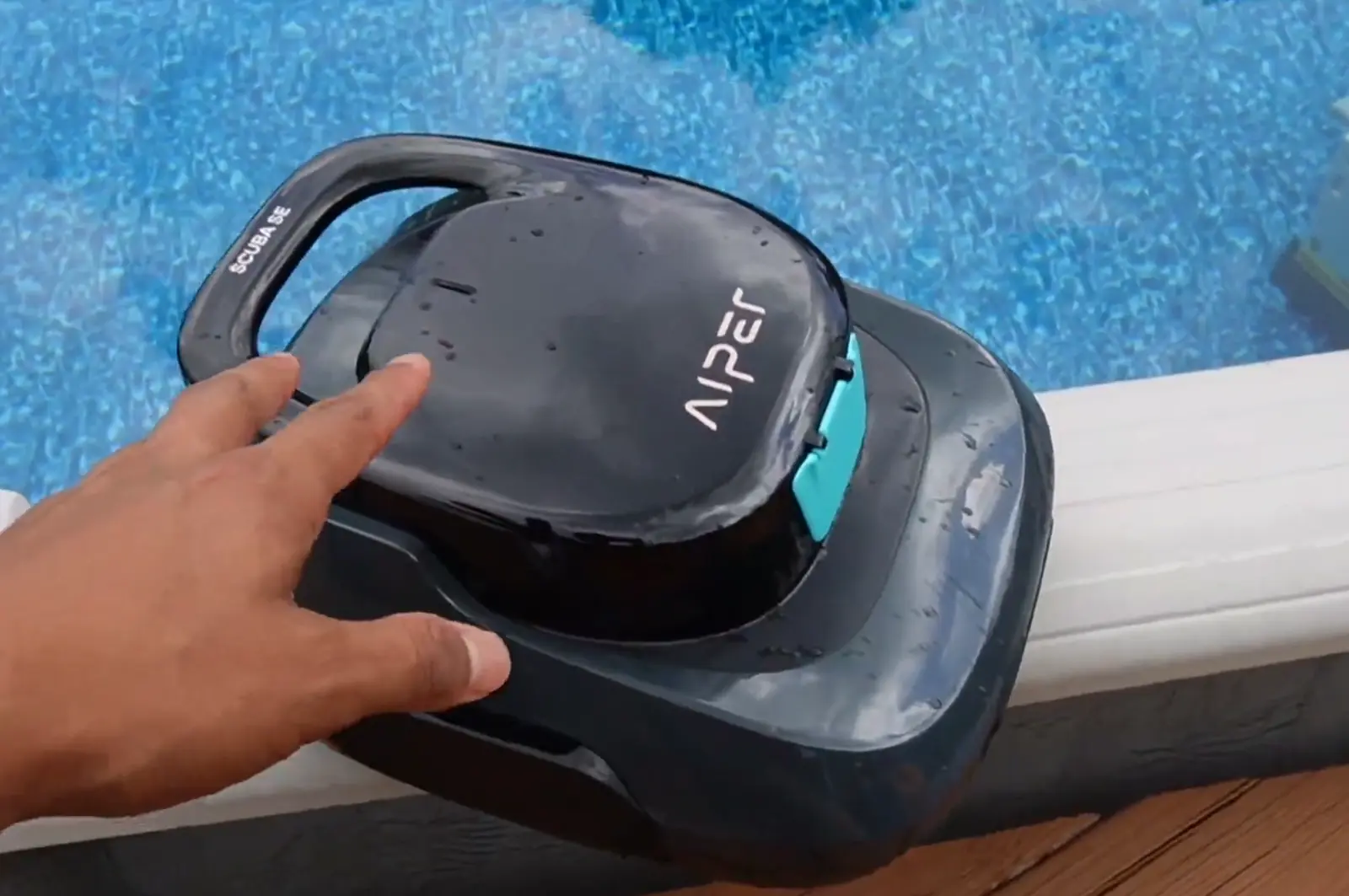 Aiper Scuba SE robot piscine sans fil